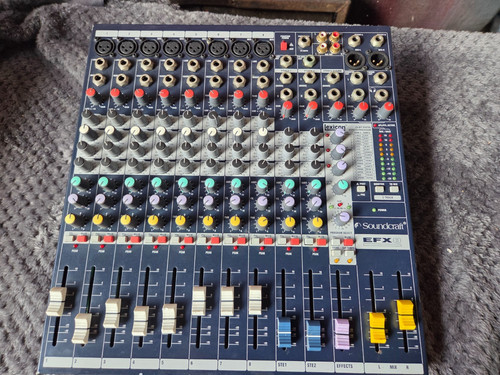 Soundcraft efx8 mixer console - efx8,