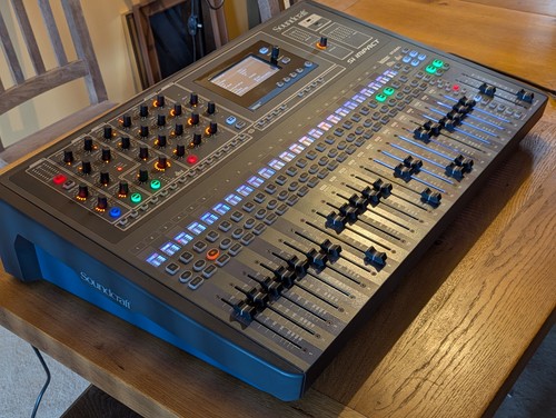 Soundcraft impact console - si,